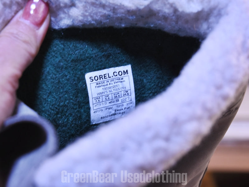 D207 レディース SOREL スノーブーツ グレー 24.5cm