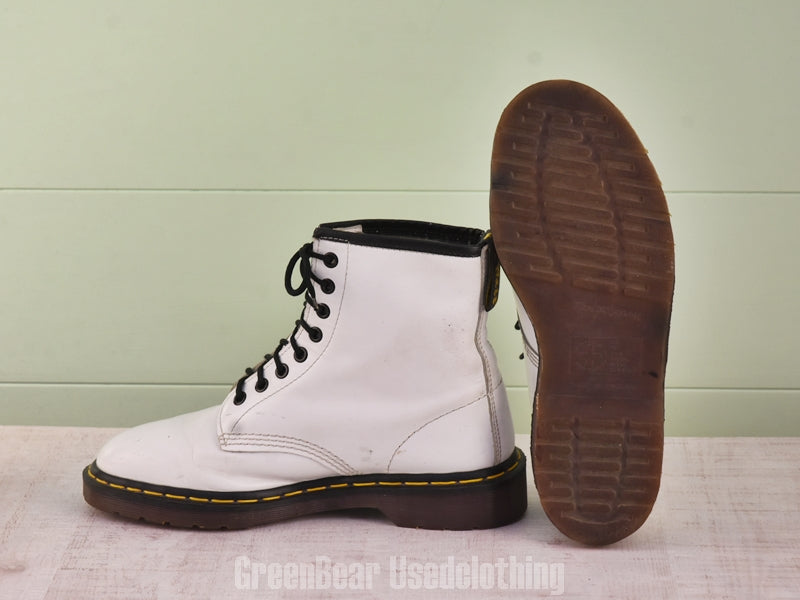 F167 イギリス製 Dr.Martens ビンテージ 8ホールブーツ 白 レディース 7 25cm