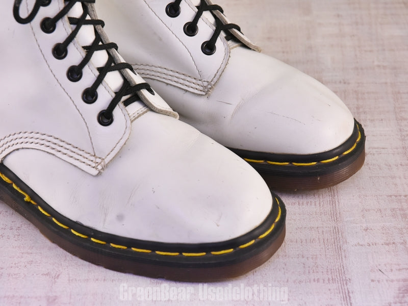 F167 イギリス製 Dr.Martens ビンテージ 8ホールブーツ 白 レディース 7 25cm