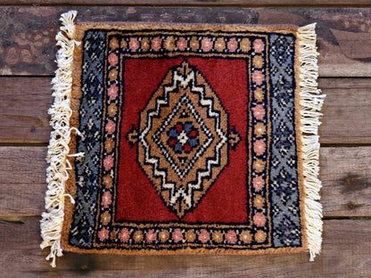 RAGB055 ヴィンテージ ミニラグ トライバルラグ 絨毯 28cm×26.5cm