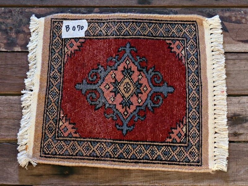 RAGB070 ヴィンテージ ミニラグ トライバルラグ 絨毯 30.5cm×30cm