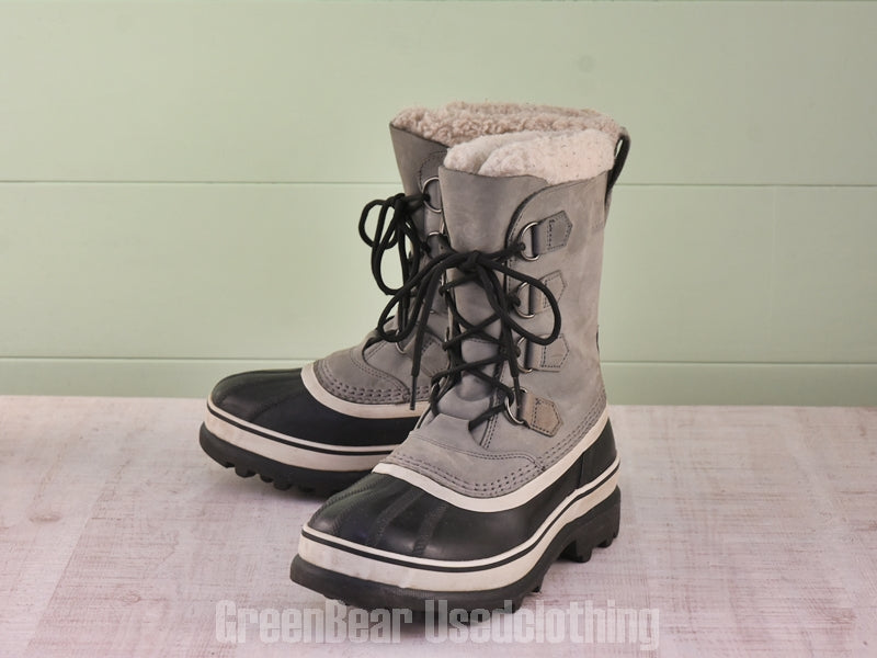 D207 レディース SOREL スノーブーツ グレー 24.5cm