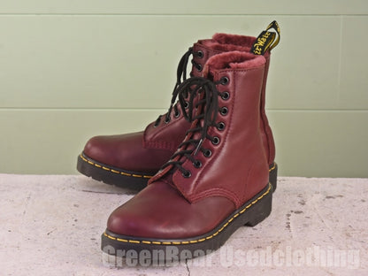 レディース Dr.Martens 8ホールブーツ インナーボア エンジ 37 23.5cm C197