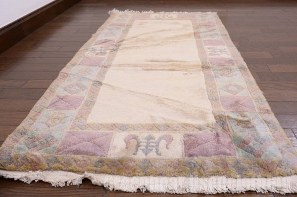 RAGL193 ビンテージトライバルラグ ウール絨毯 119cm×60cm