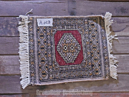 RAGA058 ヴィンテージ ミニラグ トライバルラグ 絨毯 29.5cm×34cm
