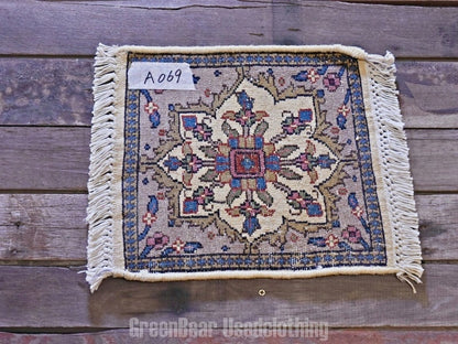 RAGA069 ヴィンテージ ミニラグ トライバルラグ 絨毯 29.5cm×34cm