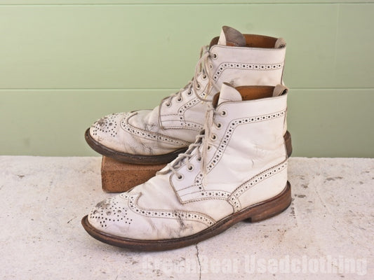 イギリス製 Tricker's 高級 レディースブーツ 白 25cmくらい Z467