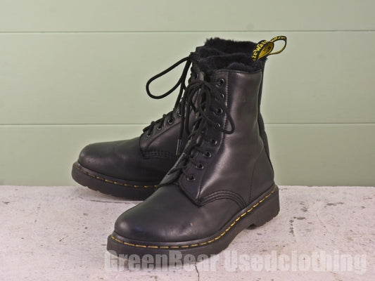 レディース Dr.Martens 8ホールブーツ インナーボア 黒 EU38 24cm B364