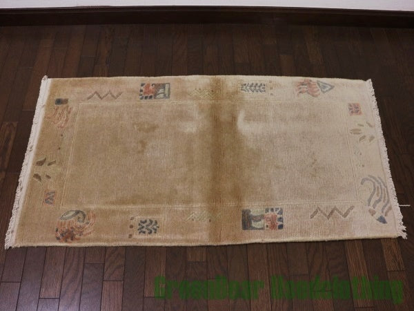 RAGQ037 ビンテージトライバルラグ ウール絨毯 117cm×62cm