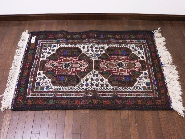 RAGN306 ビンテージトライバルラグ ウール絨毯 133cm×86cm