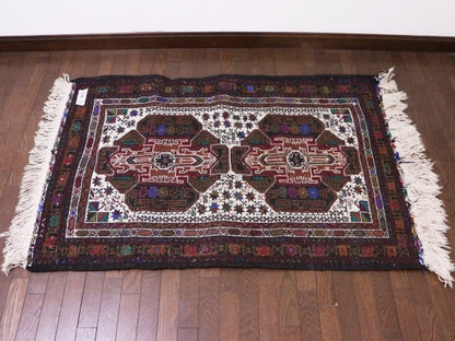 RAGN306 ビンテージトライバルラグ ウール絨毯 133cm×86cm