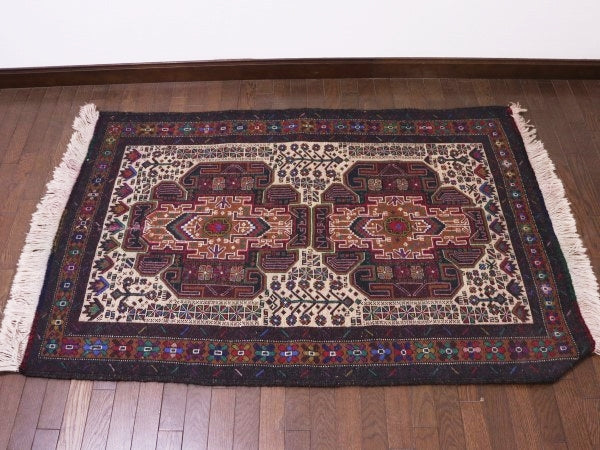 RAGN307 ビンテージトライバルラグ ウール絨毯 143cm×94cm